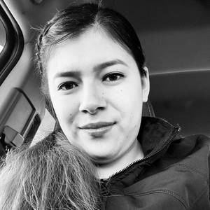 Meet your Posher, Daniela